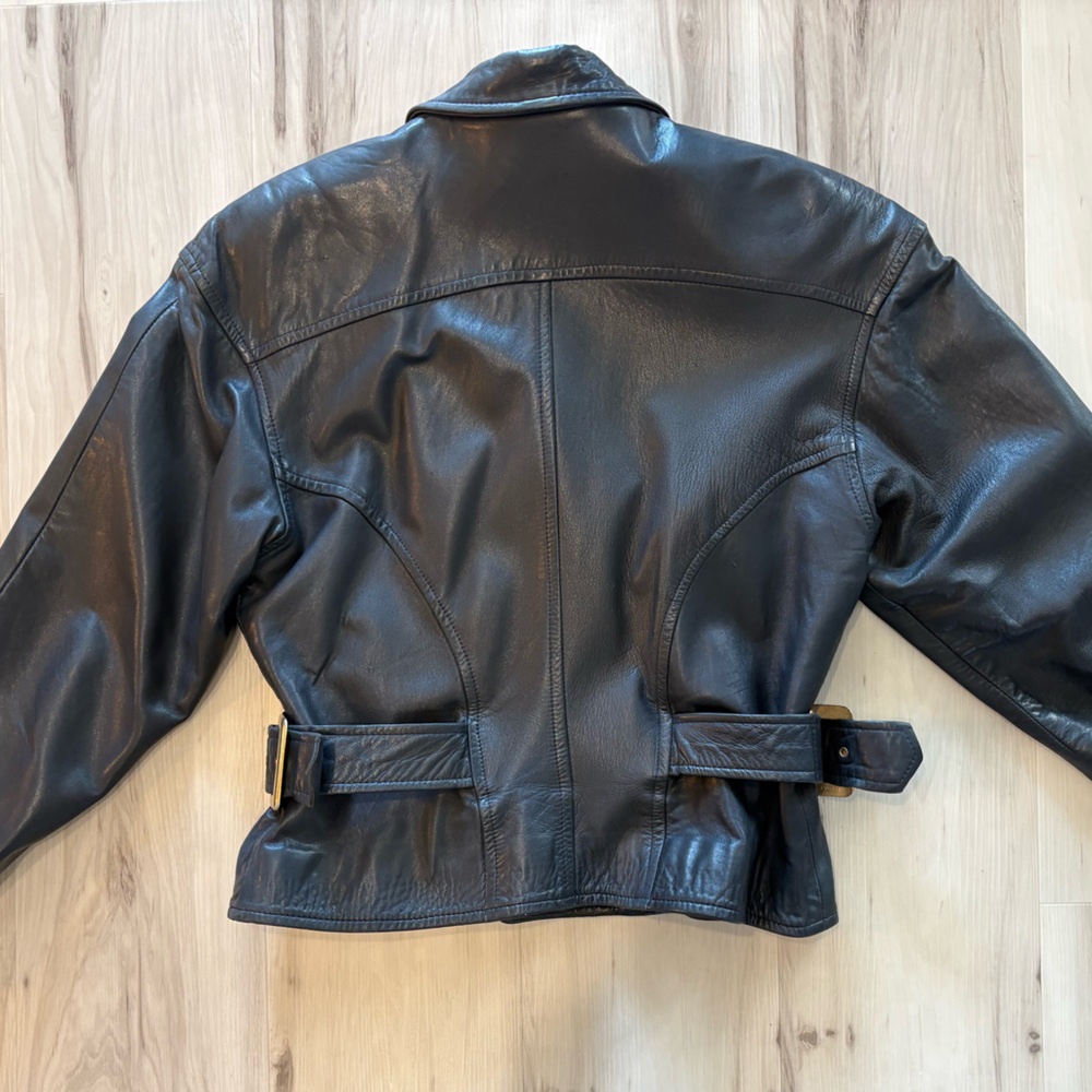 Vintage Danier 100% Leather Zip Biker Jkt, Lined, adjustable straps, Navy, M - Picture 4 of 16